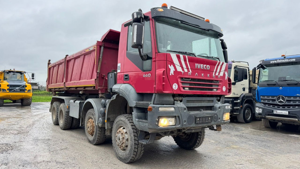 Iveco Eurotrakker AD410T44W 8X8 bordmatic tipper - spring - Autocarro ribaltabile: foto 3 Iveco Eurotrakker AD410T44W 8X8 bordmatic tipper - spring - Autocarro ribaltabile: foto 3