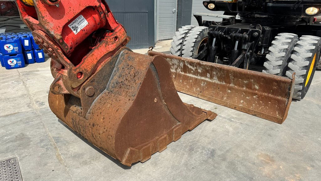 JCB JS175W - 2019 Year - 6640 Hours - Stabilizers - Escavatore gommato: foto 4 JCB JS175W - 2019 Year - 6640 Hours - Stabilizers - Escavatore gommato: foto 4