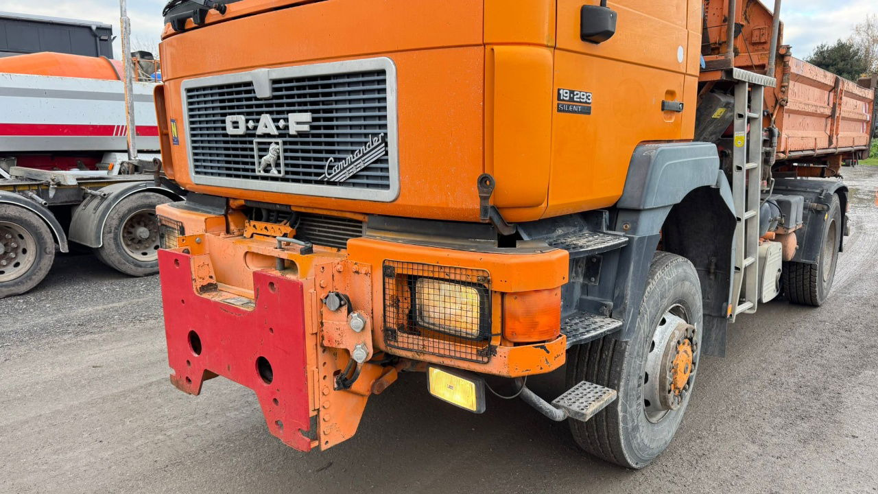 MAN 19.293 4x4 tipper 14.8M - remote control - Autocarro ribaltabile: foto 2 MAN 19.293 4x4 tipper 14.8M - remote control - Autocarro ribaltabile: foto 2