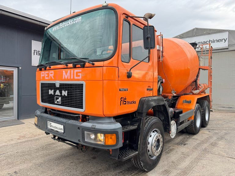 MAN 26.272 6x4 mixer - 7M3 - full spring - Autobetoniera: foto 1 MAN 26.272 6x4 mixer - 7M3 - full spring - Autobetoniera: foto 1