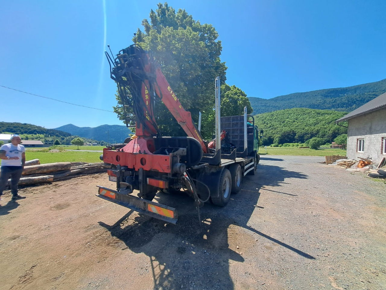 MAN 33.464 6x4 forest truck - Complete Spring - Epsilon E128 + scissors - Camion trasporto legname: foto 4 MAN 33.464 6x4 forest truck - Complete Spring - Epsilon E128 + scissors - Camion trasporto legname: foto 4
