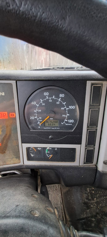 MAN FE 410A 6x4 mixer - 7m3 - euro 3 - Autobetoniera: foto 4 MAN FE 410A 6x4 mixer - 7m3 - euro 3 - Autobetoniera: foto 4