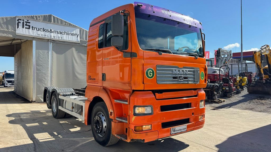 MAN TGA 26.460 6X2 chassis - lifitng axle - Autocarro telaio: foto 3 MAN TGA 26.460 6X2 chassis - lifitng axle - Autocarro telaio: foto 3