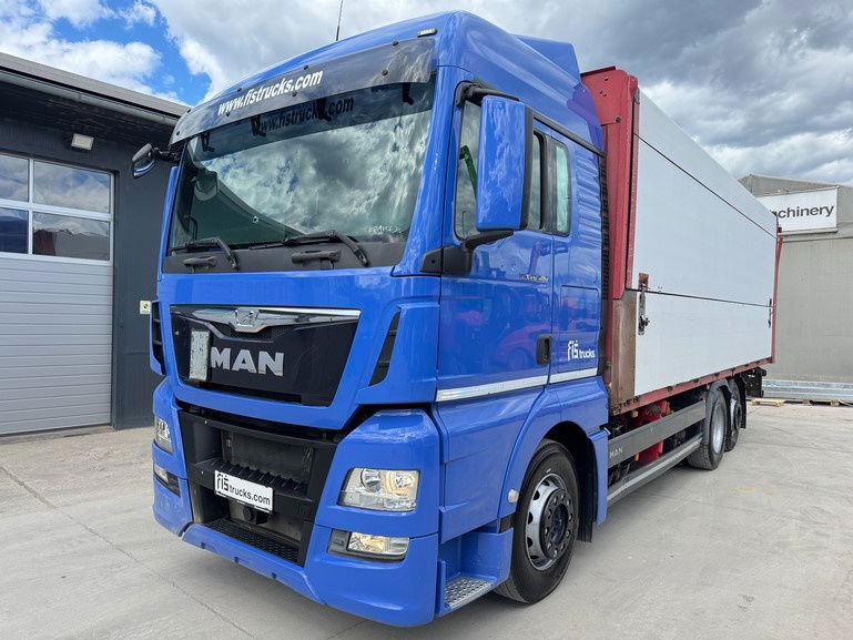 MAN TGX 26.440 6x2 box truck - retarder - lifting axle - Autocarro furgonato: foto 1 MAN TGX 26.440 6x2 box truck - retarder - lifting axle - Autocarro furgonato: foto 1