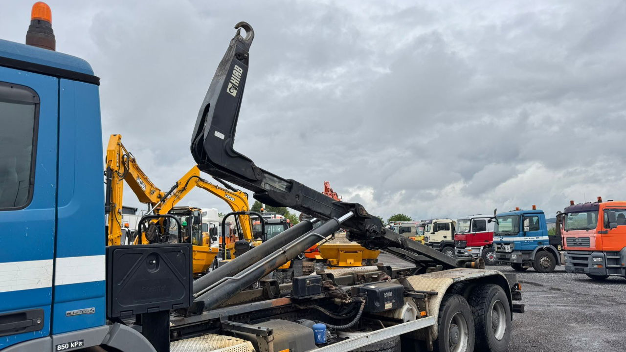 Autocarro portacontainer/ Caisse interchangeable Mercedes-Benz Actros 2641 6x4 hiab abroll tipper - spring: foto 10
