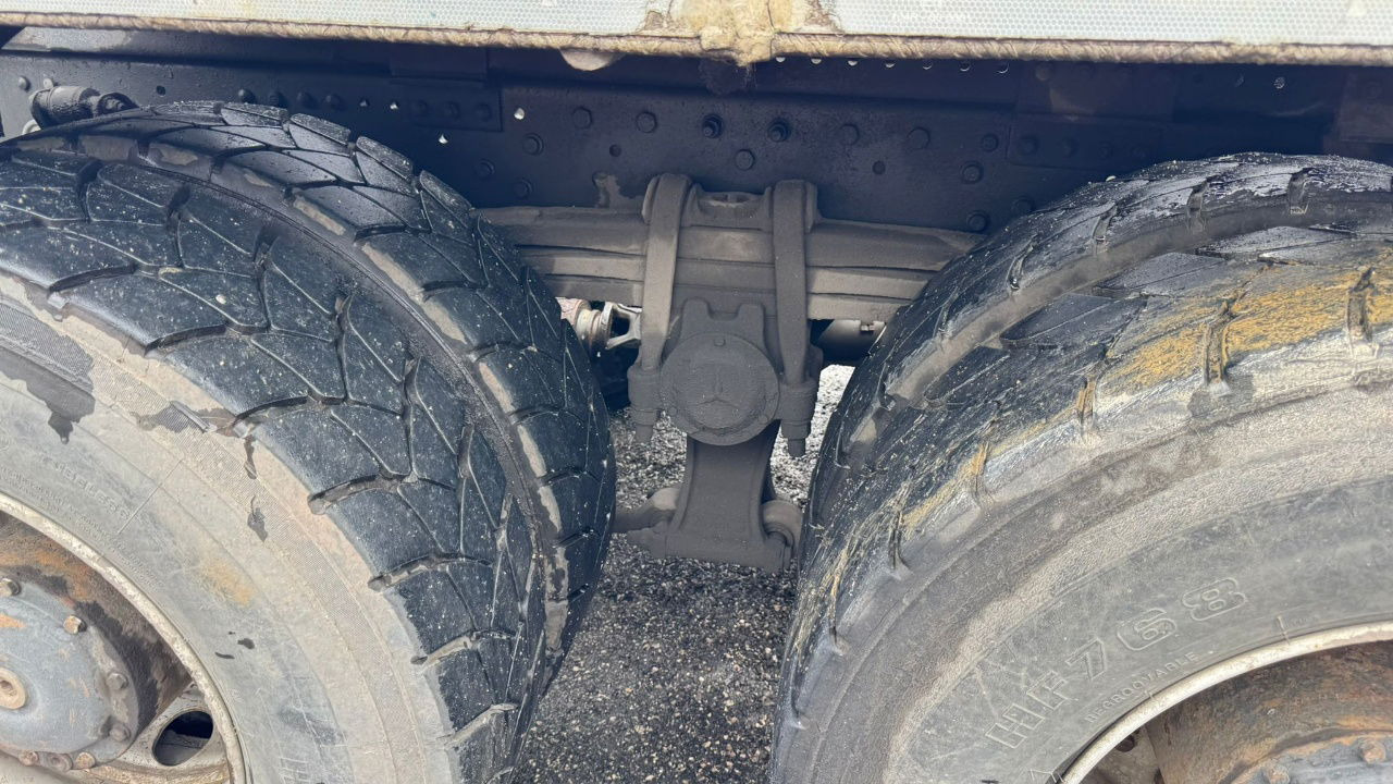 Autocarro portacontainer/ Caisse interchangeable Mercedes-Benz Actros 2641 6x4 hiab abroll tipper - spring: foto 15