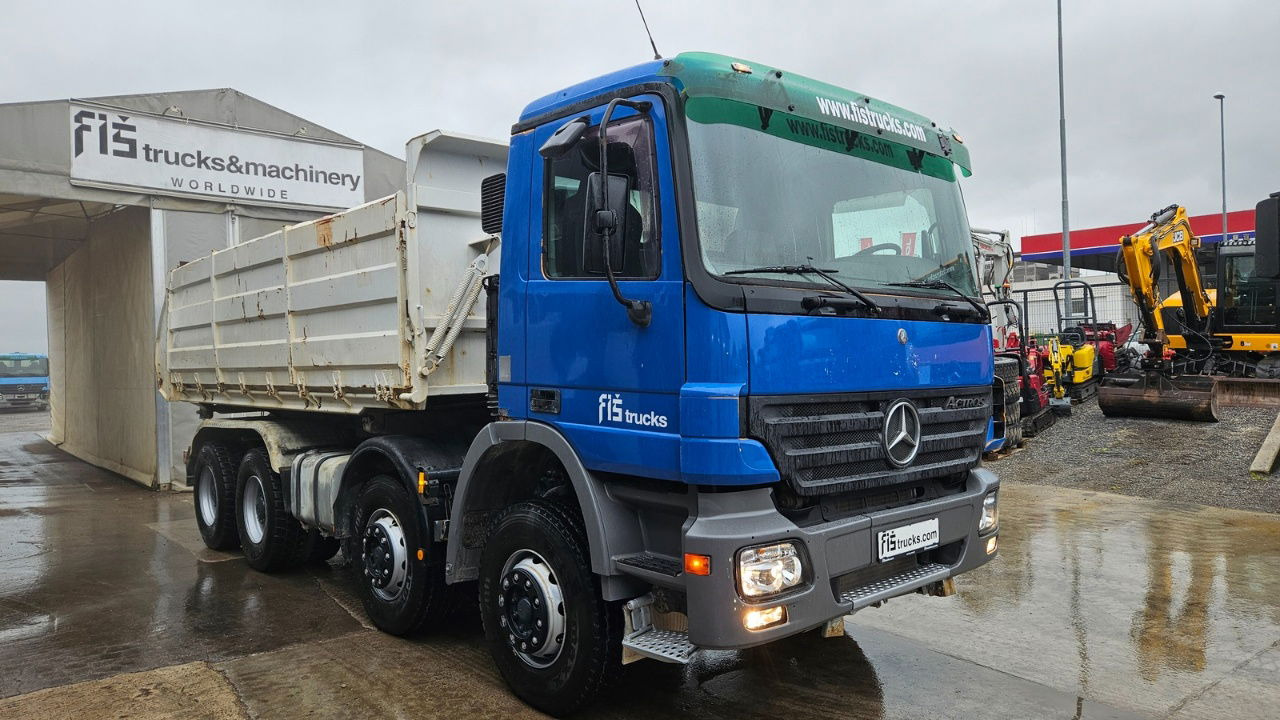 Mercedes-Benz Actros 3241 8x4 3 sided tipper - full spring - Autocarro ribaltabile: foto 3 Mercedes-Benz Actros 3241 8x4 3 sided tipper - full spring - Autocarro ribaltabile: foto 3