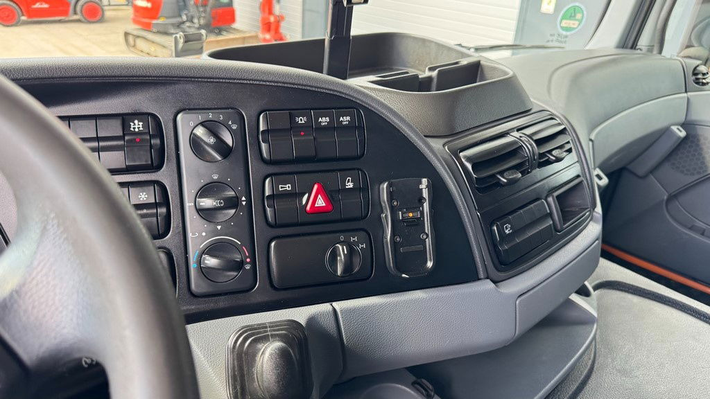 Autocarro ribaltabile Mercedes-Benz Actros 3346 K 6x4 bordmatic - 3 pedals: foto 29
