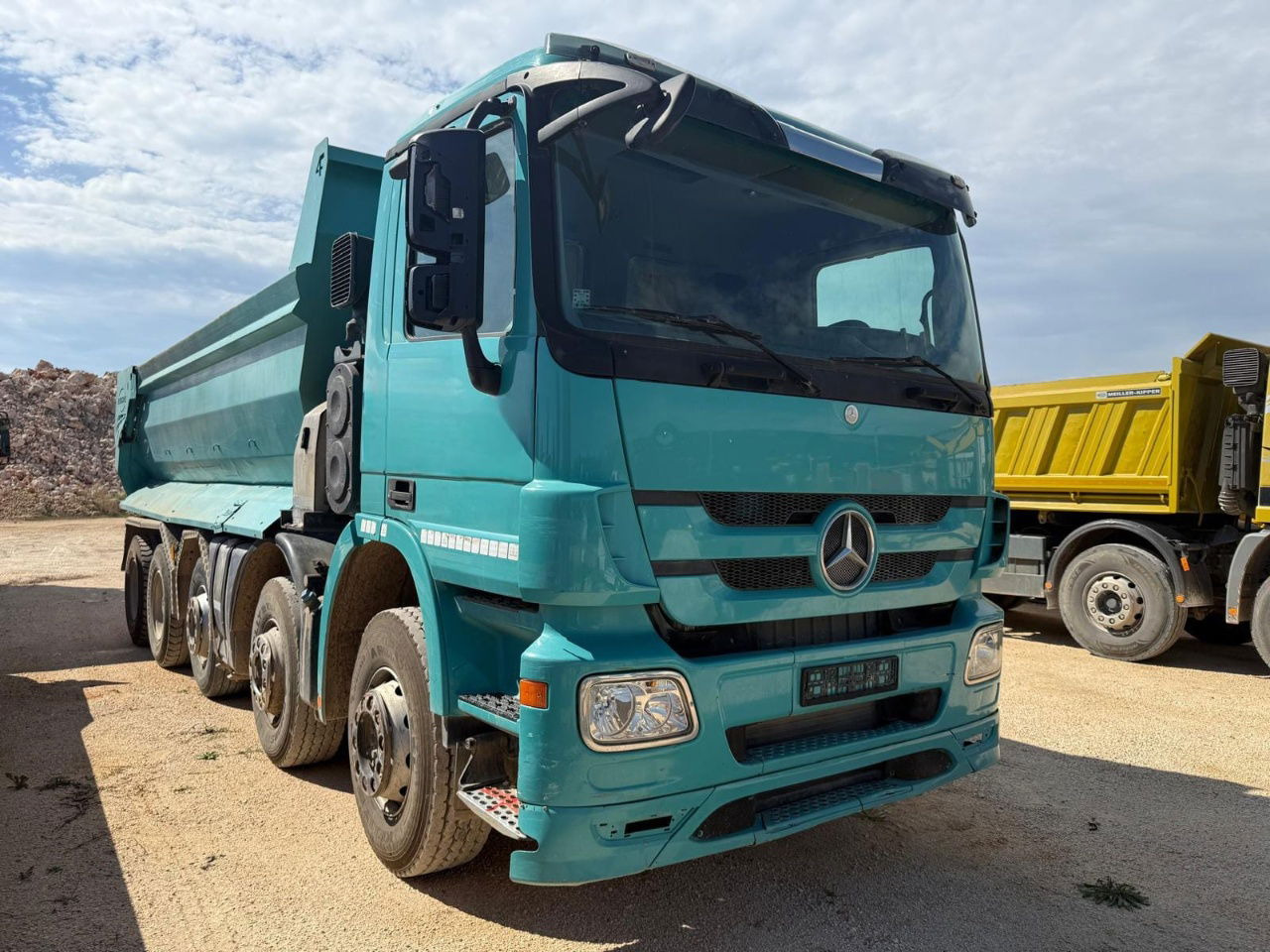 Mercedes-Benz Actros 4448 10x4 mulda tipper - euro 5 - lifting axle - Autocarro ribaltabile: foto 1 Mercedes-Benz Actros 4448 10x4 mulda tipper - euro 5 - lifting axle - Autocarro ribaltabile: foto 1