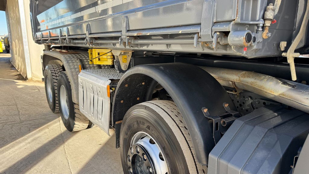 Mercedes-Benz Arocs 4148 8X4 meiller tipper - bordmatic - Autocarro ribaltabile: foto 4 Mercedes-Benz Arocs 4148 8X4 meiller tipper - bordmatic - Autocarro ribaltabile: foto 4