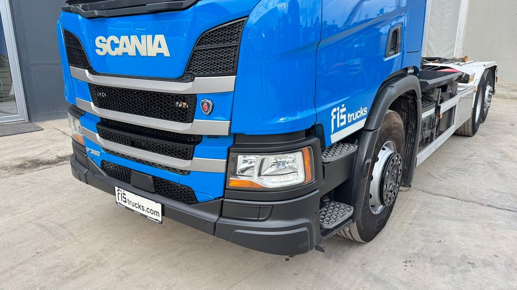 Scania P 360 6x2 palfinger abroll tipper - steering axle - Autocarro portacontainer/ Caisse interchangeable: foto 2 Scania P 360 6x2 palfinger abroll tipper - steering axle - Autocarro portacontainer/ Caisse interchangeable: foto 2