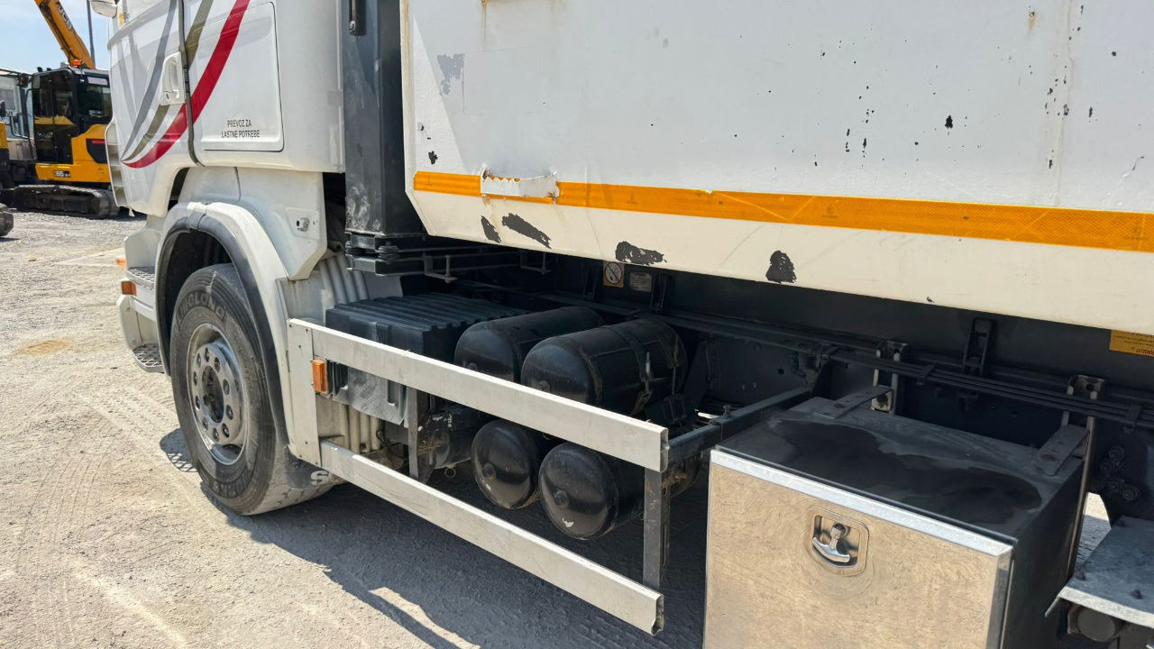 Leasing di Scania R480 8x4 tipper - lifitng axle  Scania R480 8x4 tipper - lifitng axle: foto 6