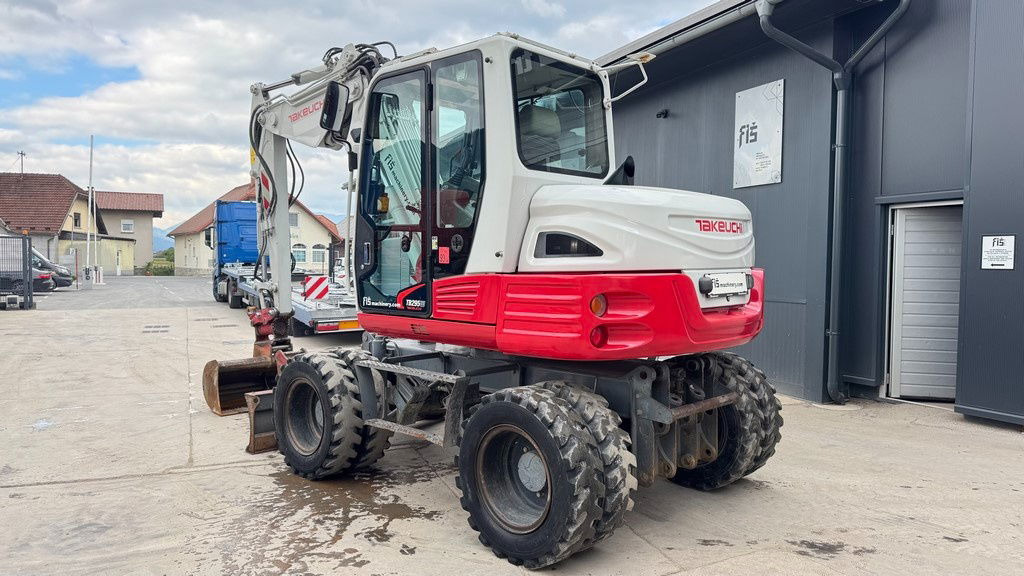 Takeuchi TB295W - 2014 Year - Powertilt - 3X Buckets - Escavatore gommato: foto 3 Takeuchi TB295W - 2014 Year - Powertilt - 3X Buckets - Escavatore gommato: foto 3