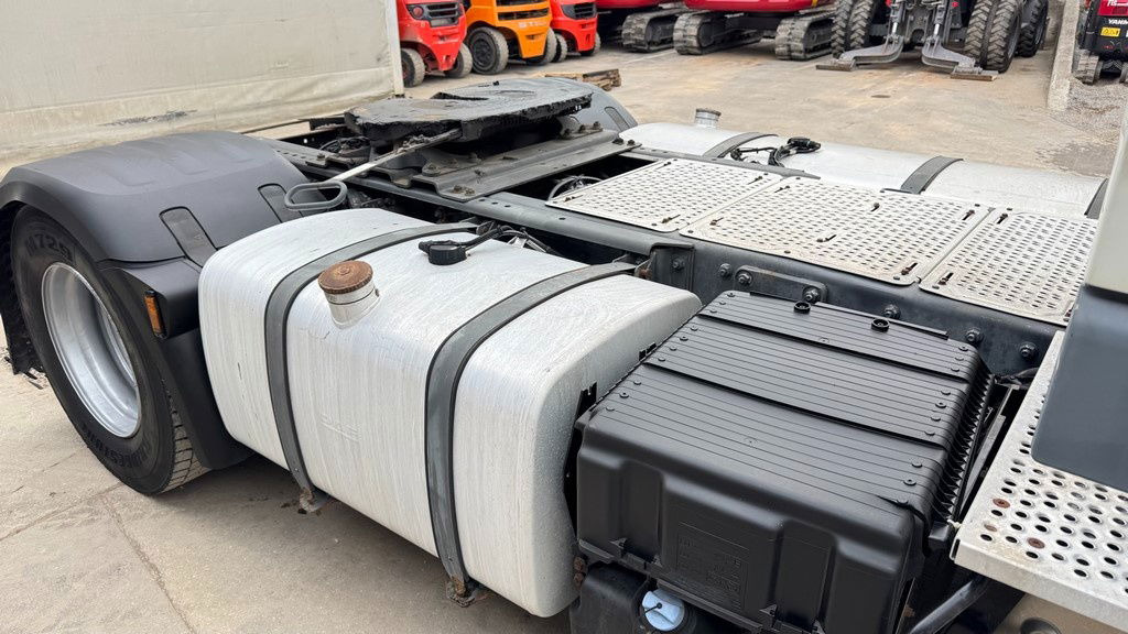 DAF XF 460 FT 4x2 tractor unit - retarder - Trattore stradale: foto 4 DAF XF 460 FT 4x2 tractor unit - retarder - Trattore stradale: foto 4