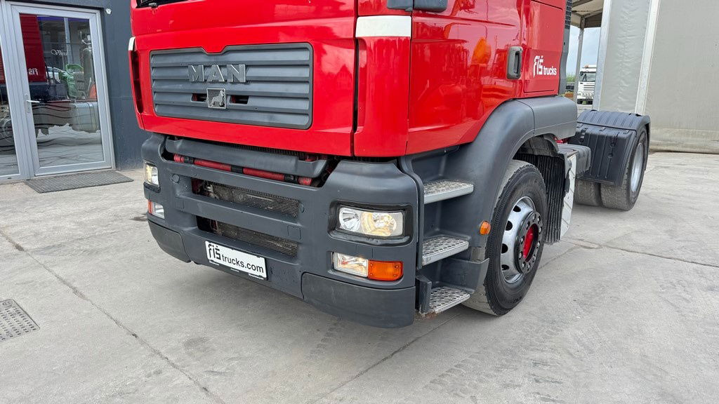 MAN TGA 18.413 4X2 tractor unit - Trattore stradale: foto 2 MAN TGA 18.413 4X2 tractor unit - Trattore stradale: foto 2