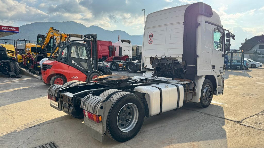Mercedes-Benz Actros 1844 4x2 tractor unit - retarder - Trattore stradale: foto 5 Mercedes-Benz Actros 1844 4x2 tractor unit - retarder - Trattore stradale: foto 5