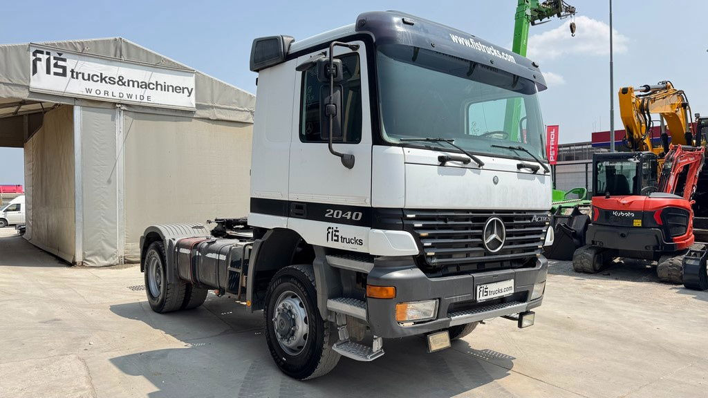 Mercedes-Benz Actros 2040 AS 4x4 tractor unit - tipp. hydr. - Trattore stradale: foto 3 Mercedes-Benz Actros 2040 AS 4x4 tractor unit - tipp. hydr. - Trattore stradale: foto 3