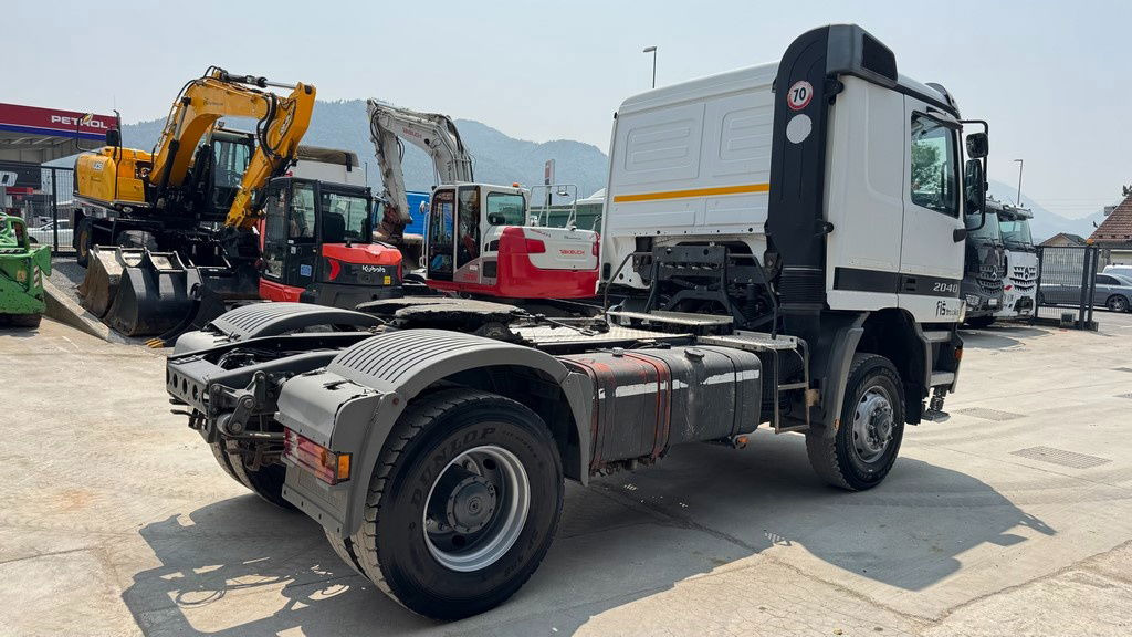 Mercedes-Benz Actros 2040 AS 4x4 tractor unit - tipp. hydr. - Trattore stradale: foto 5 Mercedes-Benz Actros 2040 AS 4x4 tractor unit - tipp. hydr. - Trattore stradale: foto 5