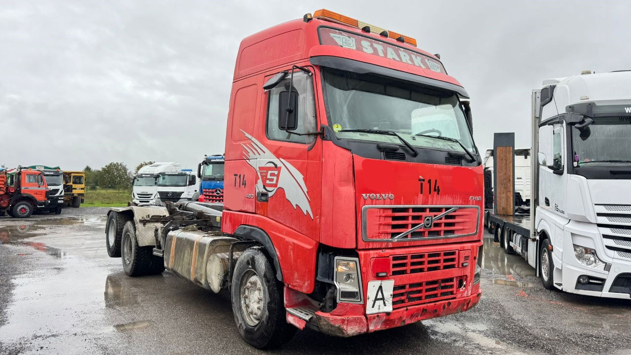 Volvo FH 12 460 6x2 Meiller abroll tipper - motor brake - lifting axle - Autocarro portacontainer/ Caisse interchangeable: foto 2 Volvo FH 12 460 6x2 Meiller abroll tipper - motor brake - lifting axle - Autocarro portacontainer/ Caisse interchangeable: foto 2
