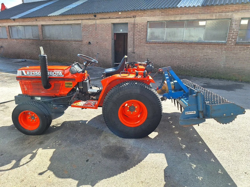 Kubota B2150 - Trattore elettrico: foto 2 Kubota B2150 - Trattore elettrico: foto 2