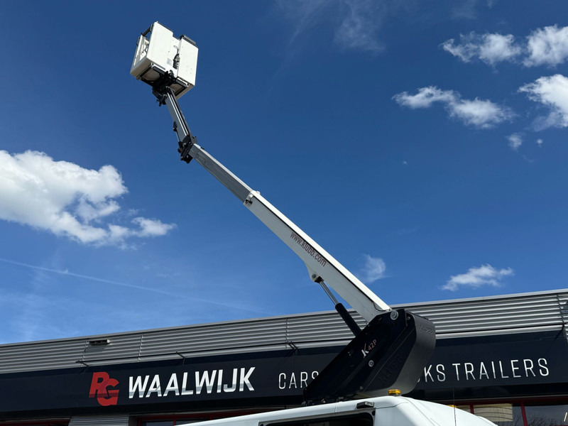 Iveco 70C15H 2 persoonslift, Electric/Hydraulic lift K 42 Hybrid - Camion: foto 3 Iveco 70C15H 2 persoonslift, Electric/Hydraulic lift K 42 Hybrid - Camion: foto 3