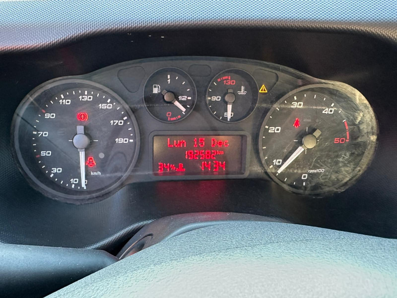 Furgone chiuso Iveco 50C18: foto 6