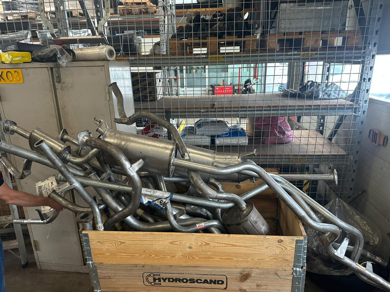 Mitsubishi Canter Fuso, Pajero, L200, L300, L400 8000 pcs. NEW !!! - Ricambi: foto 4 Mitsubishi Canter Fuso, Pajero, L200, L300, L400 8000 pcs. NEW !!! - Ricambi: foto 4