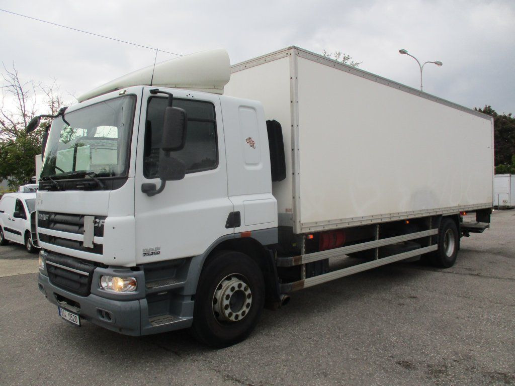 DAF CF 75.310 - Autocarro furgonato: foto 1 DAF CF 75.310 - Autocarro furgonato: foto 1