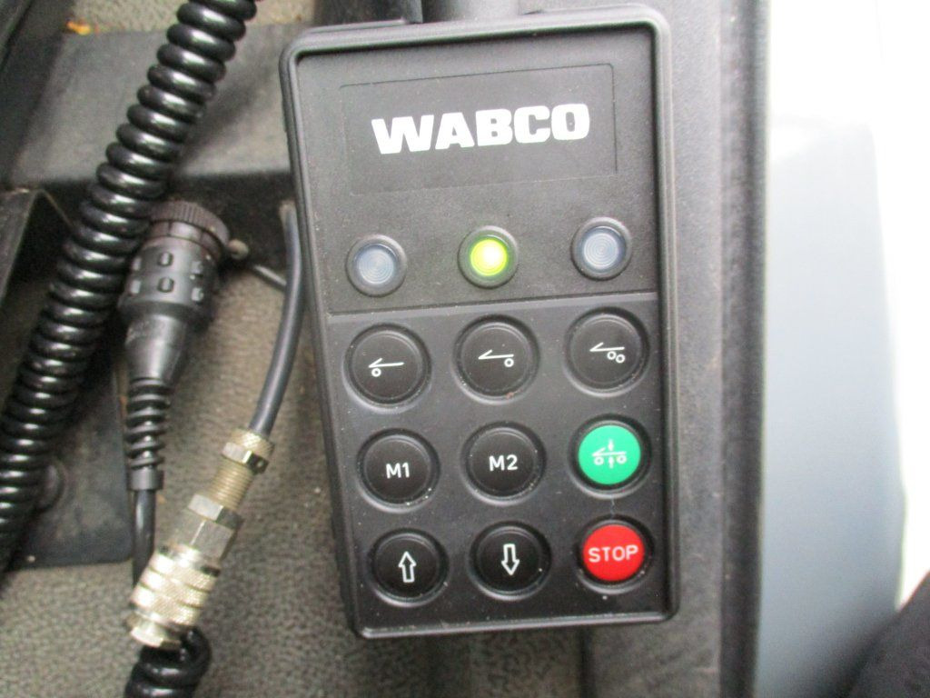 Autocarro furgonato DAF  CF 75.310: foto 16