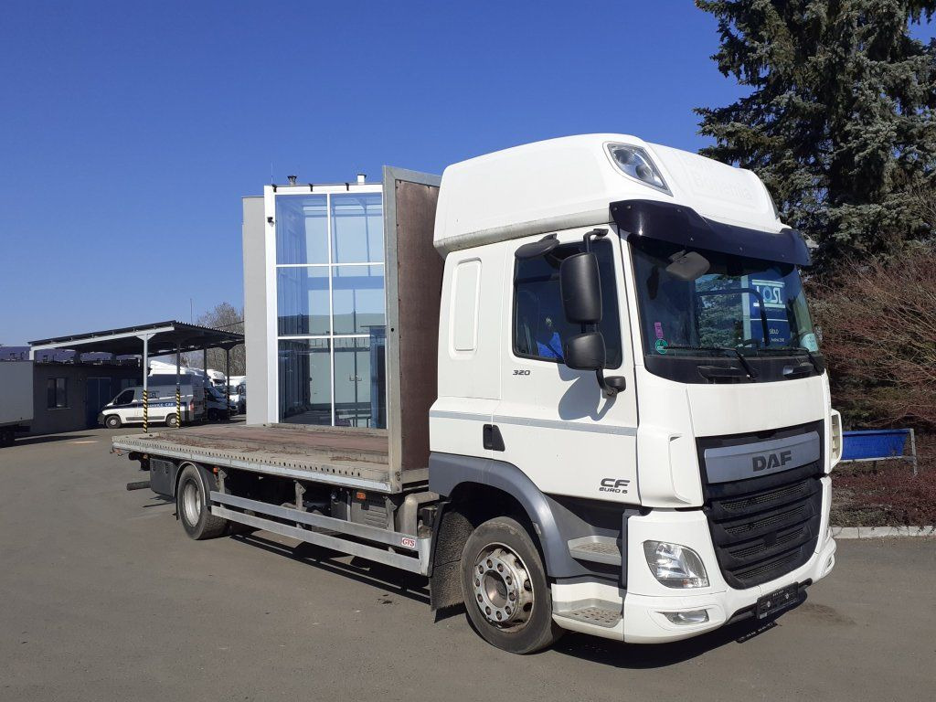 DAF CF320 EURO 6 - Autocarro con pianale/ Cassone fisso: foto 4 DAF CF320 EURO 6 - Autocarro con pianale/ Cassone fisso: foto 4