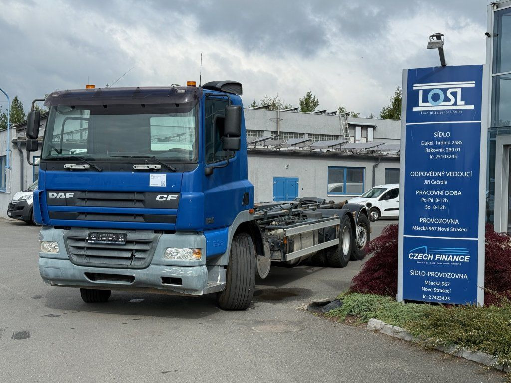 DAF CF85.380 6x2 EURO 3 - Autocarro scarrabile: foto 3 DAF CF85.380 6x2 EURO 3 - Autocarro scarrabile: foto 3
