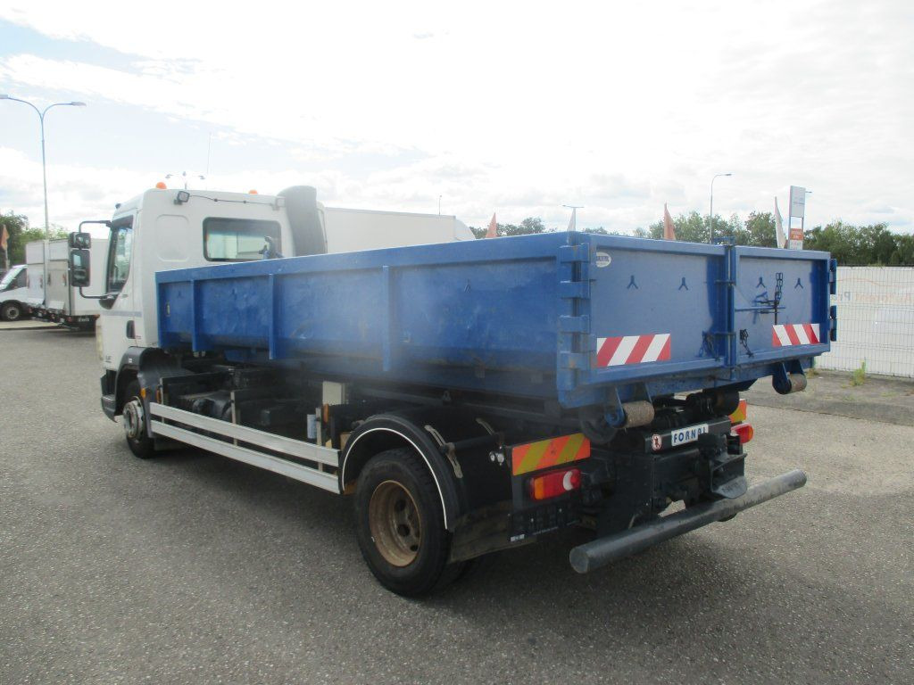 DAF LF 12.250 - Autocarro scarrabile: foto 3 DAF LF 12.250 - Autocarro scarrabile: foto 3