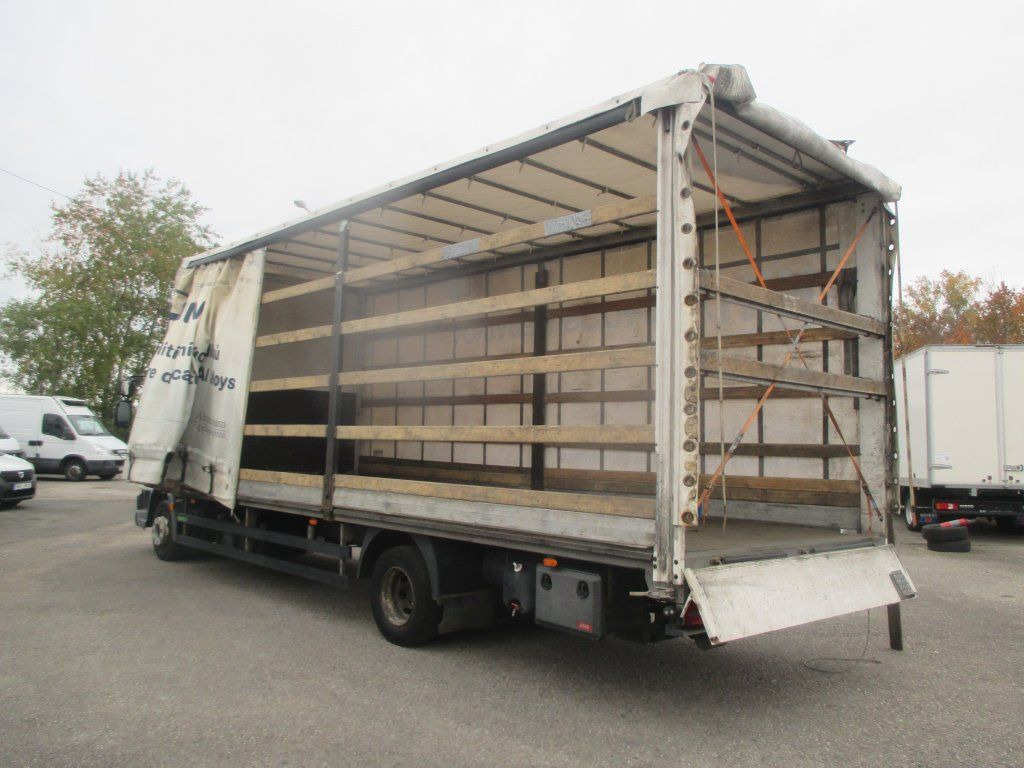 DAF LF 12.260 - Camion centinato: foto 4 DAF LF 12.260 - Camion centinato: foto 4