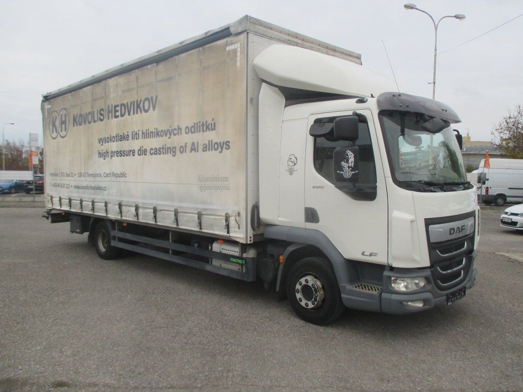 DAF LF 12.260 - Camion centinato: foto 2 DAF LF 12.260 - Camion centinato: foto 2