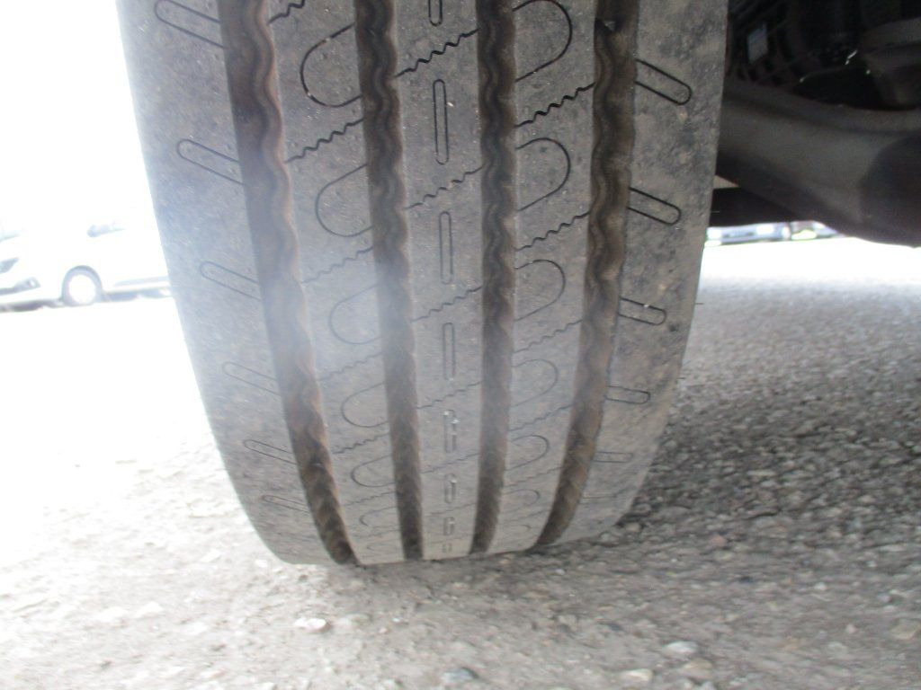 Leasing di  DAF LF 230 Dhollandia 2T DAF LF 230 Dhollandia 2T: foto 19