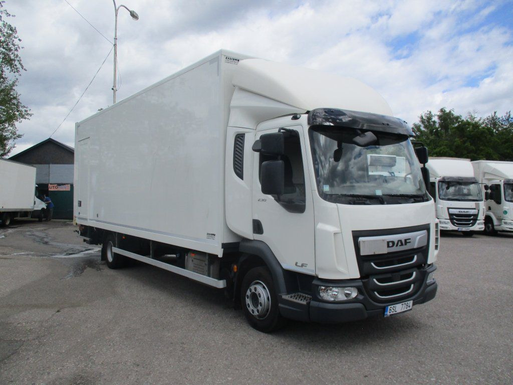 DAF LF 230 Dhollandia 2T - Autocarro furgonato: foto 1 DAF LF 230 Dhollandia 2T - Autocarro furgonato: foto 1
