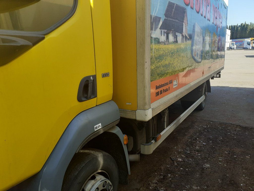 DAF LF45.210 mit Carrier Motorschaden engineproblem - Autocarro frigorifero: foto 4 DAF LF45.210 mit Carrier Motorschaden engineproblem - Autocarro frigorifero: foto 4