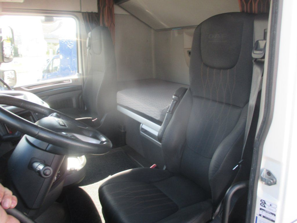 DAF XF 480, 6x2, - Autocarro furgonato: foto 5 DAF XF 480, 6x2, - Autocarro furgonato: foto 5