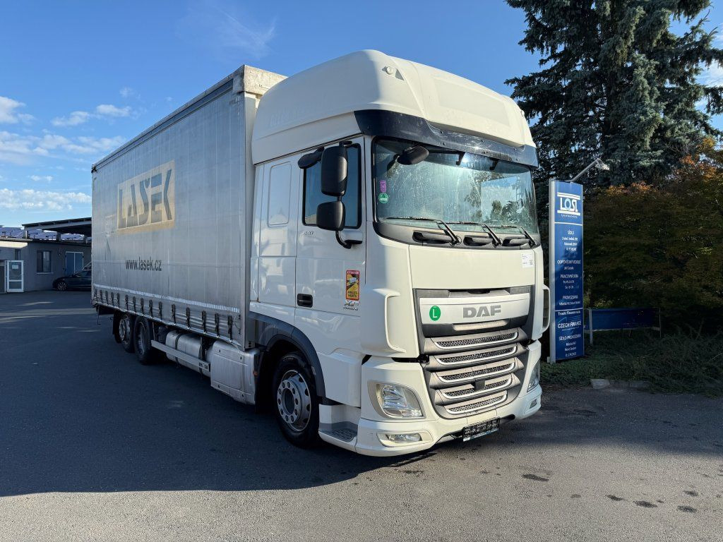 DAF XF440 EURO 6 6x2 - Camion centinato: foto 2 DAF XF440 EURO 6 6x2 - Camion centinato: foto 2