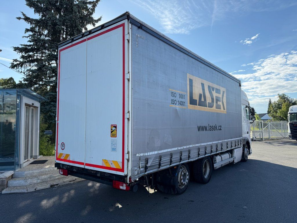 DAF XF440 EURO 6 6x2 - Camion centinato: foto 4 DAF XF440 EURO 6 6x2 - Camion centinato: foto 4
