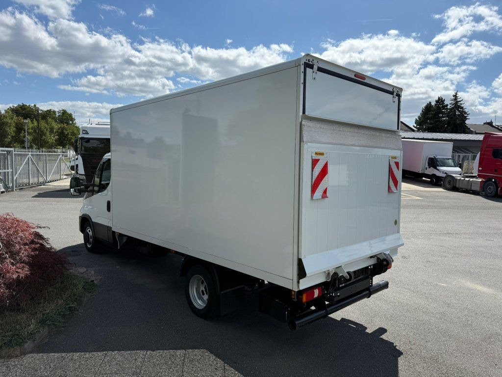 Iveco 35C16 Daily - Furgone box: foto 4 Iveco 35C16 Daily - Furgone box: foto 4
