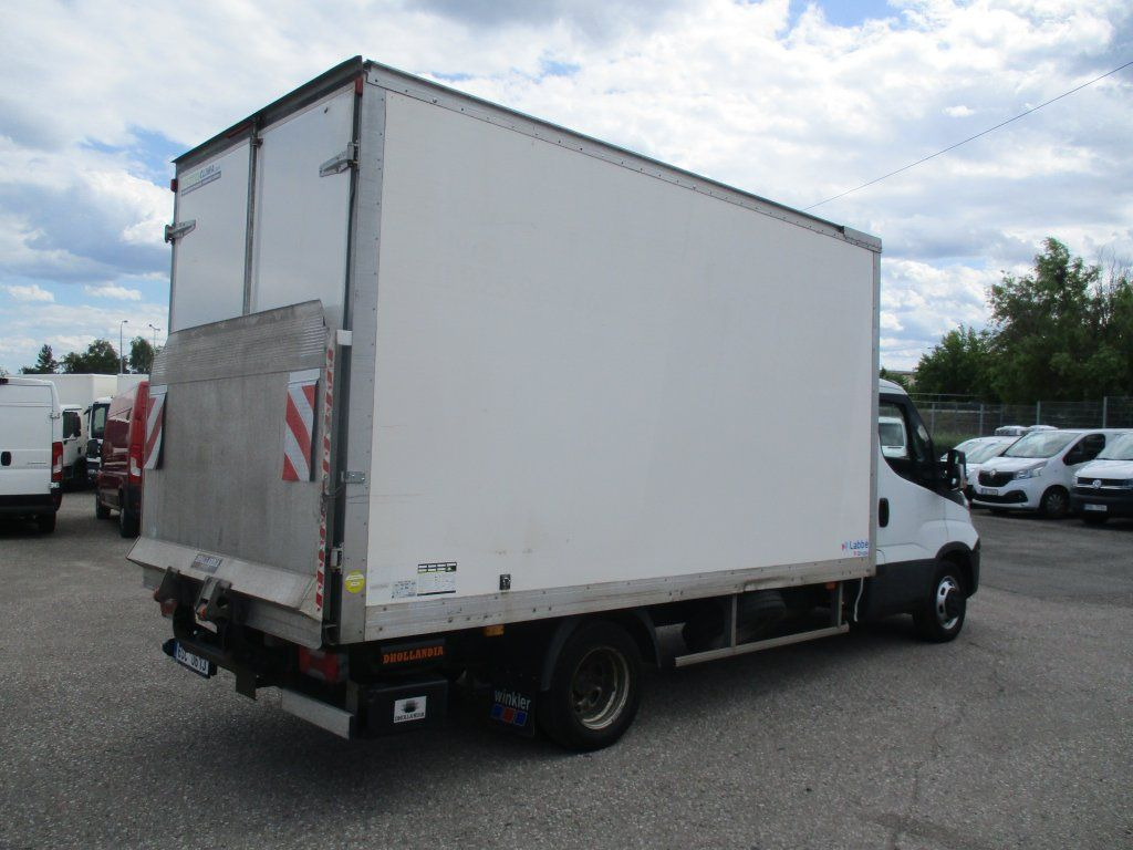 Iveco Daily 35C16  Dhollandia - Furgone frigo: foto 5 Iveco Daily 35C16  Dhollandia - Furgone frigo: foto 5