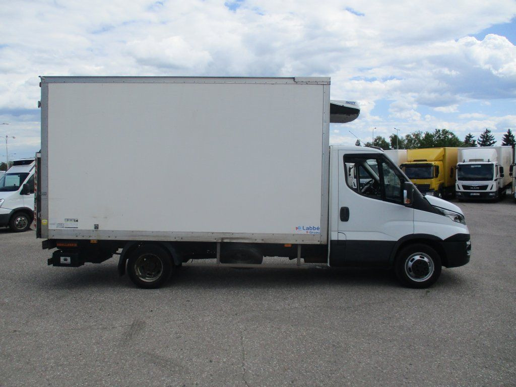Iveco Daily 35C16 Dhollandia - Furgone frigo: foto 4 Iveco Daily 35C16 Dhollandia - Furgone frigo: foto 4