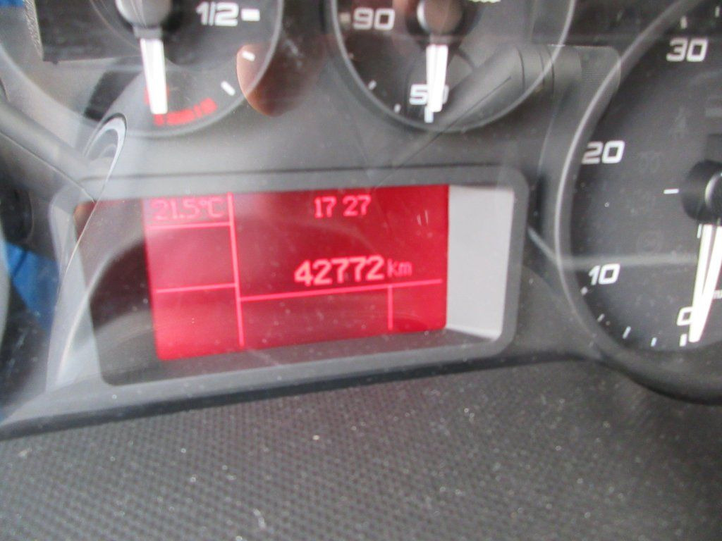 Furgone box Iveco Daily 35C16 Iveco Daily 35C16: foto 14