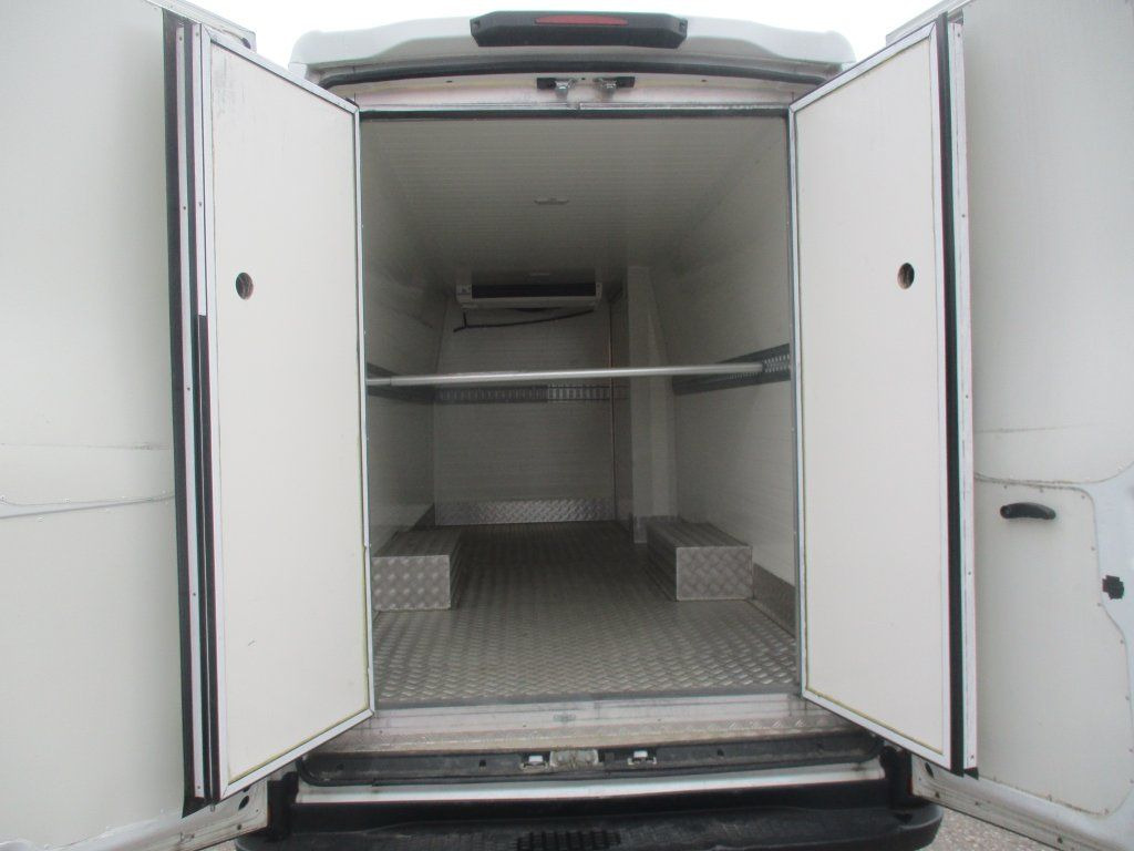 Iveco Daily 35C16 - Furgone frigo: foto 5 Iveco Daily 35C16 - Furgone frigo: foto 5