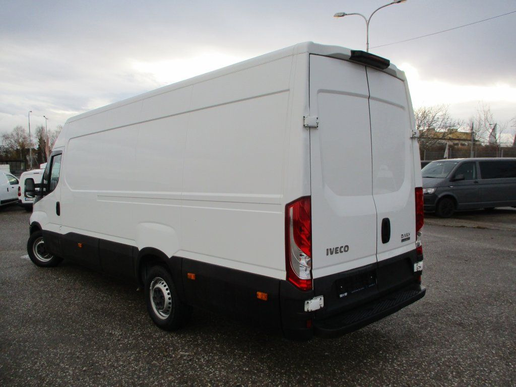 Iveco Daily 35S16 Hi Matic - Furgone chiuso: foto 4 Iveco Daily 35S16 Hi Matic - Furgone chiuso: foto 4