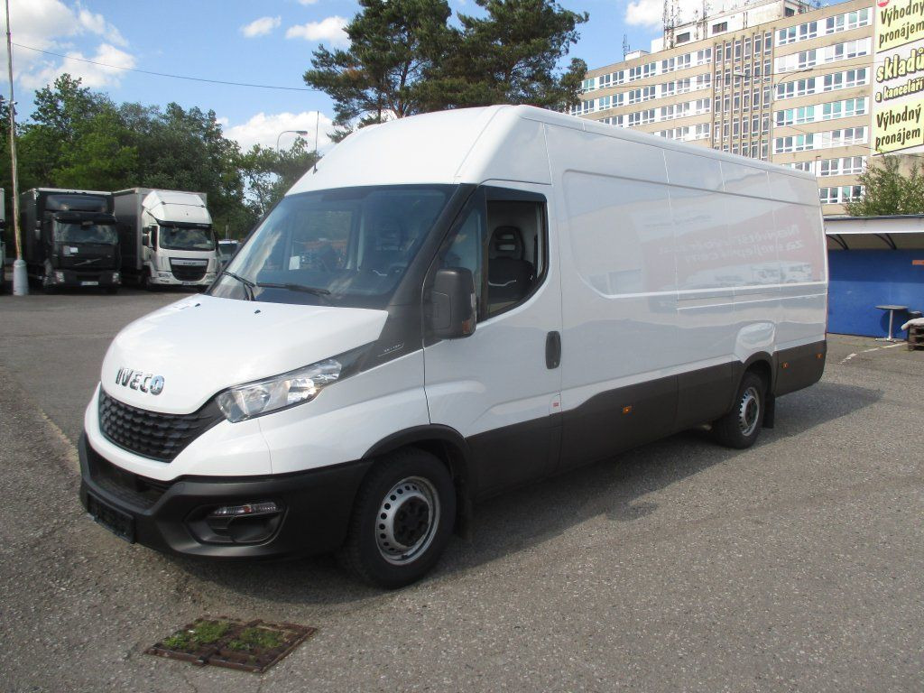 Iveco Daily 35S16 - Furgone chiuso: foto 1 Iveco Daily 35S16 - Furgone chiuso: foto 1