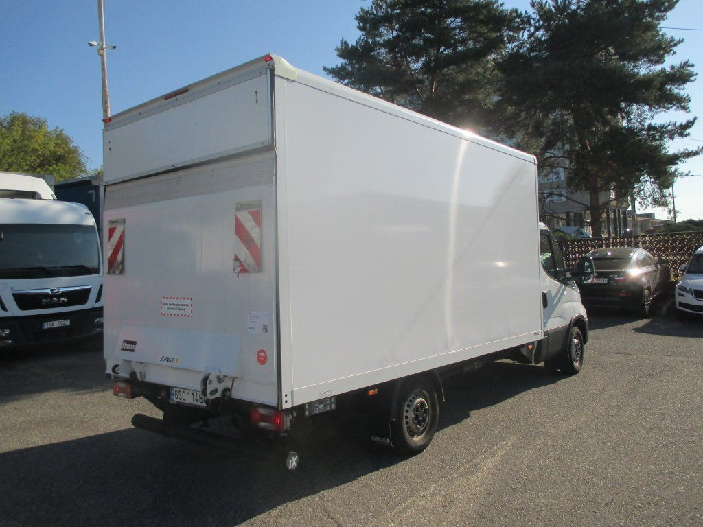 Iveco Daily 35S16 - Furgone chiuso: foto 5 Iveco Daily 35S16 - Furgone chiuso: foto 5