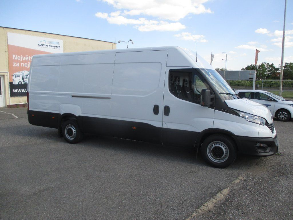 Iveco Daily 35S16 - Furgone chiuso: foto 4 Iveco Daily 35S16 - Furgone chiuso: foto 4