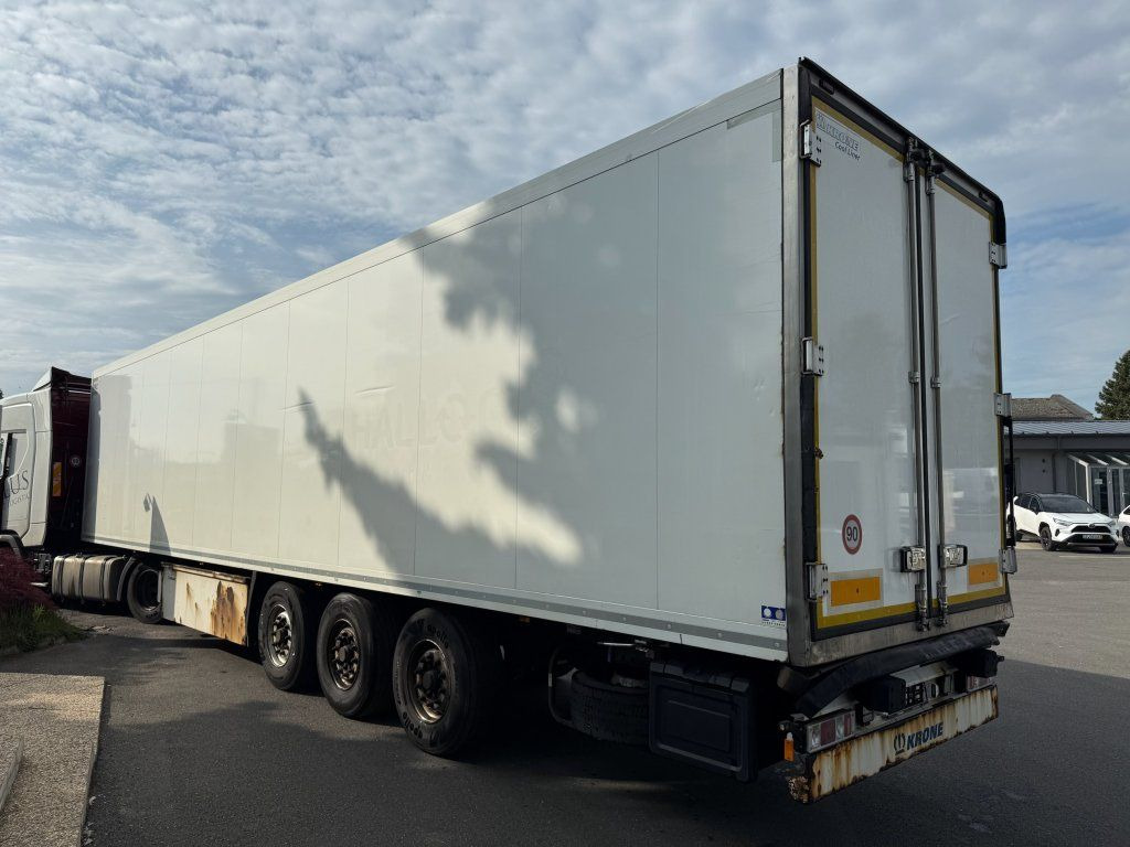 Krone Carrier Vector 1550 DoppelStock - Semirimorchio furgonato: foto 3 Krone Carrier Vector 1550 DoppelStock - Semirimorchio furgonato: foto 3